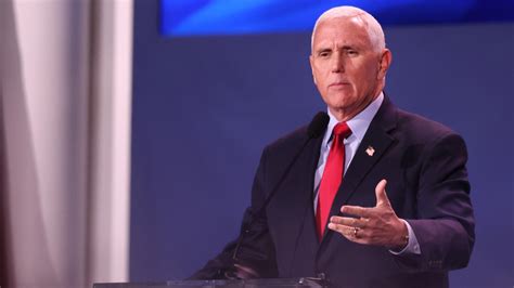 Judge rules Mike Pence must testify about pre-J6 talks with Trump